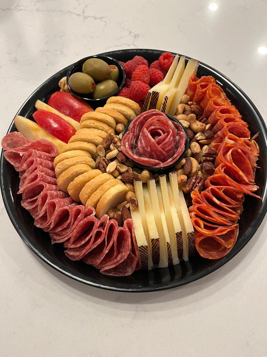 Charcuterie Board Small (3-5 people)